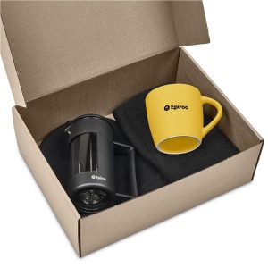 Altitude Altra Winter Gift Set in Yellow