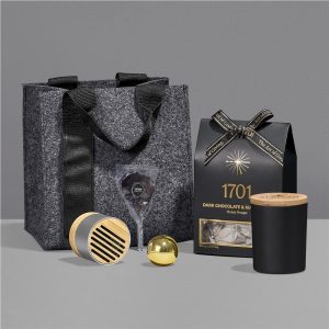 Yatta Basic Beauty Hamper in Gold