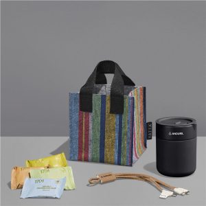 Yatta Sweet Sip Hamper in Black