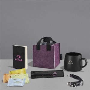 Yatta Goal Getter Hamper in Pink