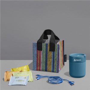 Yatta Harmony Haven Hamper in New Blue