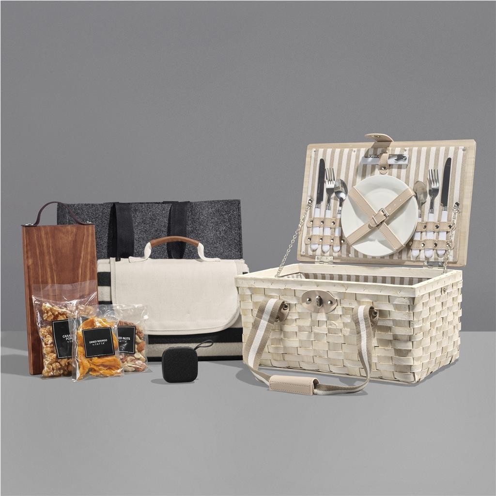 Yatta Together Treasures Hamper – Black