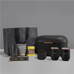 Yatta Rustic Roast Hamper in Black