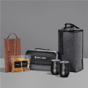 Yatta Backroad Bites Hamper in Black