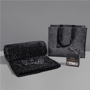 Yatta Magic Moments Hamper in Black