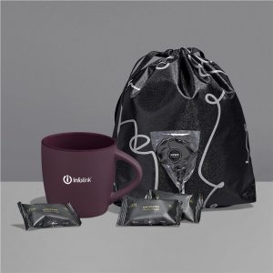 Yatta Bright Bites Hamper in Maroon