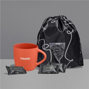 Yatta Bright Bites Hamper in Orange