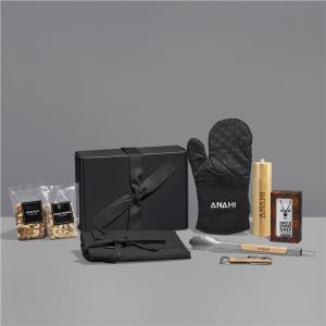 Yatta Taste Tradition Hamper- Turquoise in Black