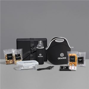 Yatta Roaming Rituals Hamper in Black