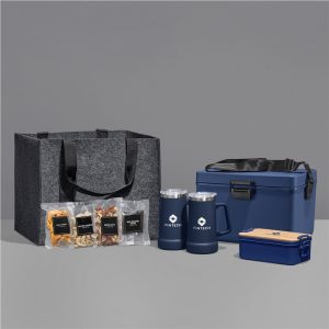 Yatta Distinguished Details Hamper in Navy