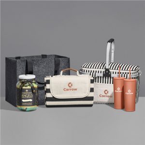 Yatta Grand Gesture Hamper in Burnt Orange