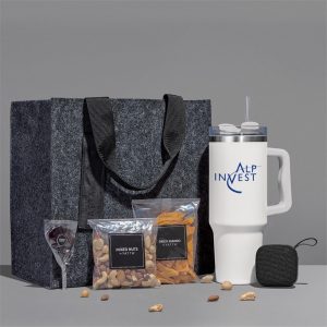 Yatta Graceful Goodies Hamper in Off White