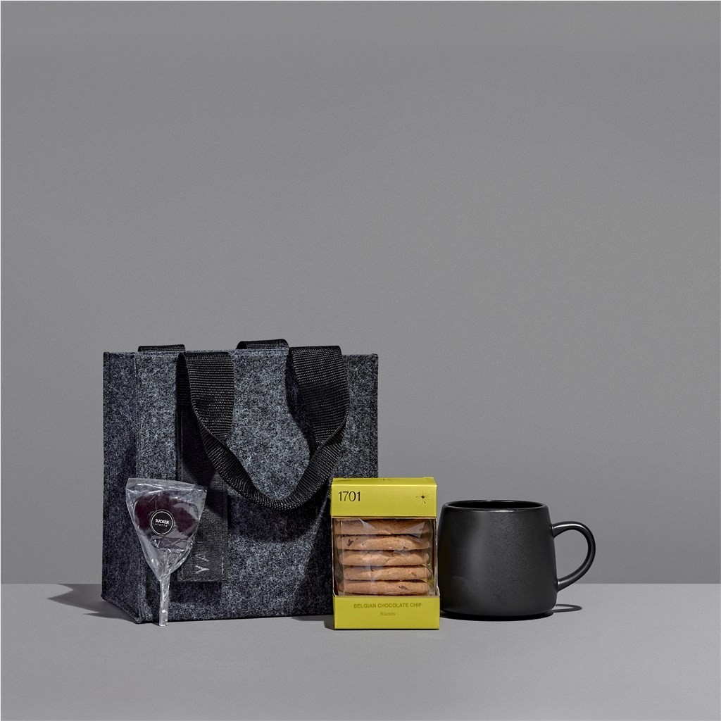 Yatta Groovy Goodies Hamper β Black