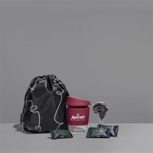 Yatta Tiny Treasure Hamper in Maroon