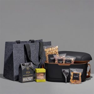 Yatta Elegant Escape Hamper in Black