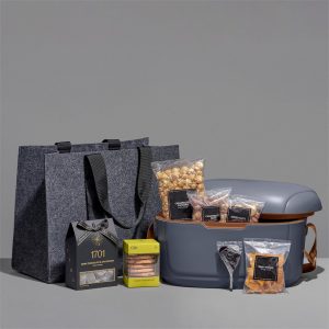 Yatta Elegant Escape Hamper in Dark Grey