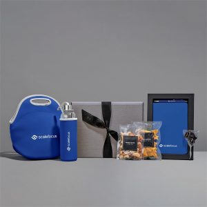 Yatta Snack Symphony Hamper in Blue