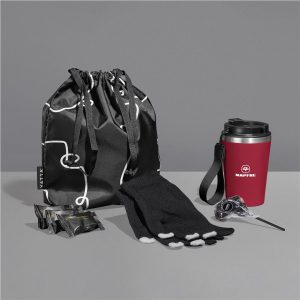 Yatta Cute & Cosy Hamper in Red