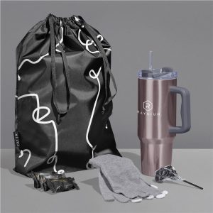 Yatta Winter Whimsy Hamper in Pink