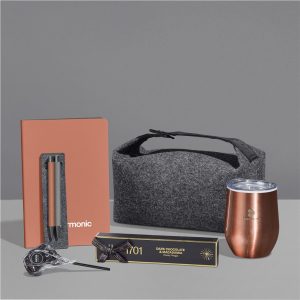 Yatta Luxe Lines Hamper in Burnt Orange