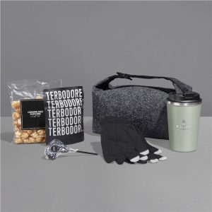 Yatta Frosty Fingers Hamper in Sage