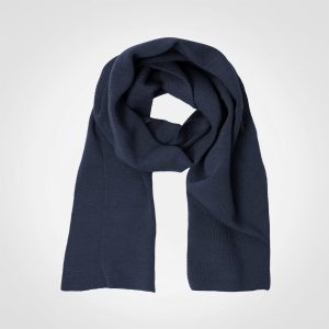 Everest Scarf in Navy
